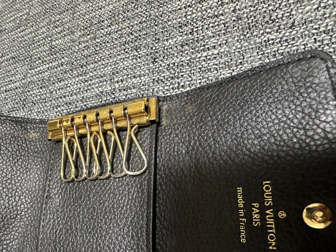 LOUIS VUITTONキーケース ミュルティクレ6 モノグラム アンプラント