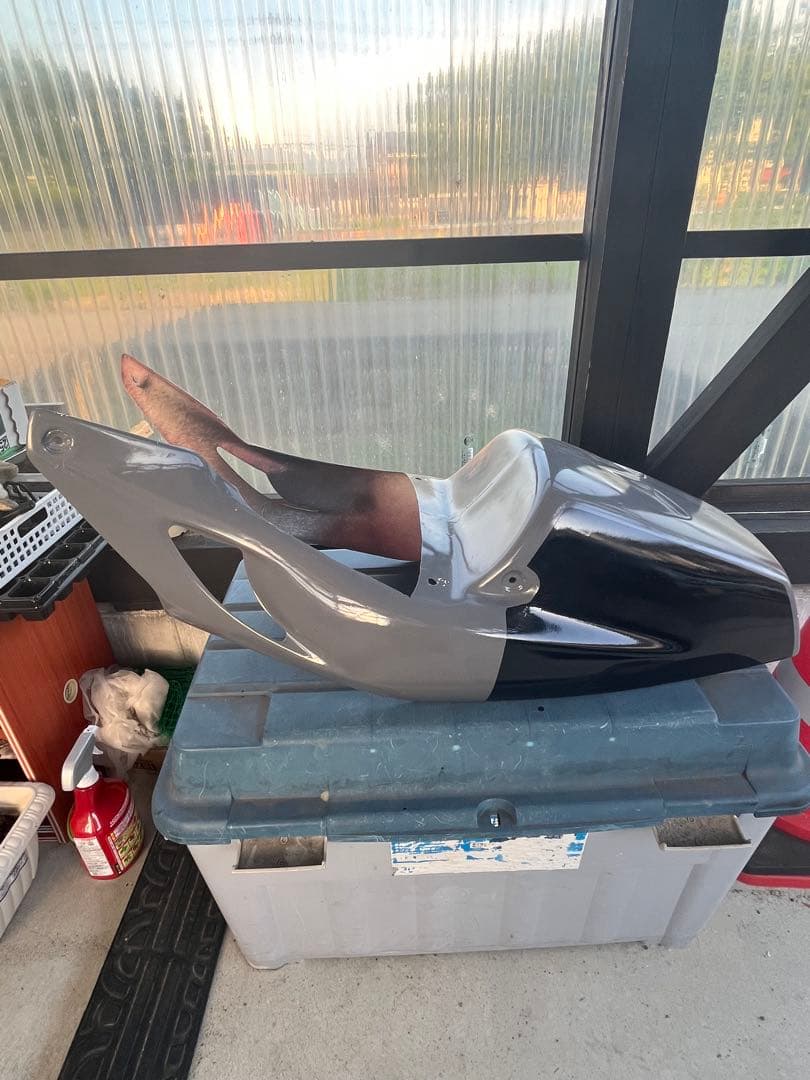 MC22 シングルシートカウル