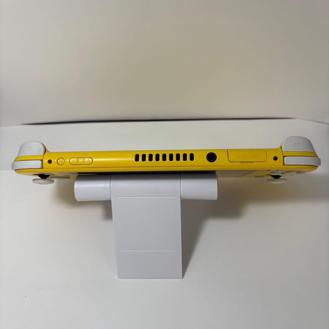 Nintendo Switch Lite イエロー　本体 スイッチ ライト