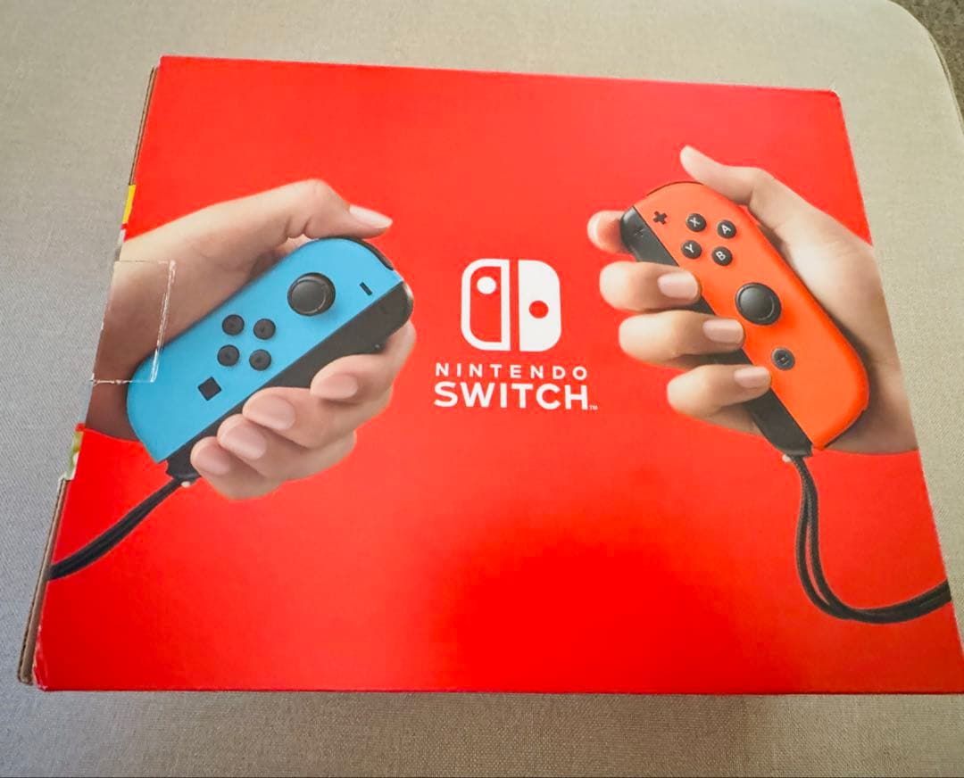 Nintendo Switch 本体 とGTAゲーム 2セットでフィルム無料