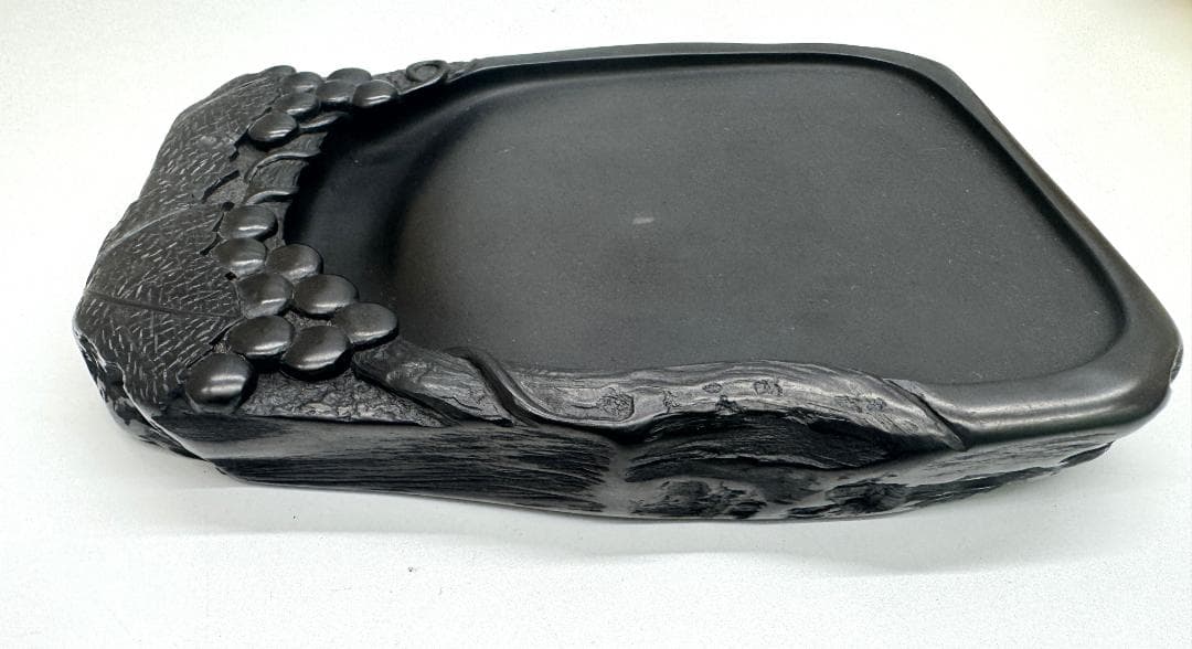 【未使用品】甲州雨畑硯　秀峰作　葡萄硯　書道具