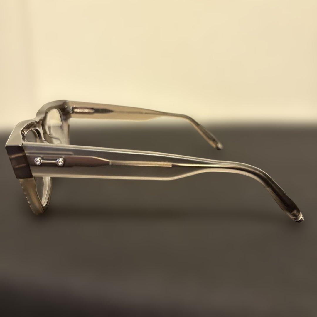 AKONI COLUMBA SCRAPEDモデル　ライトグレー