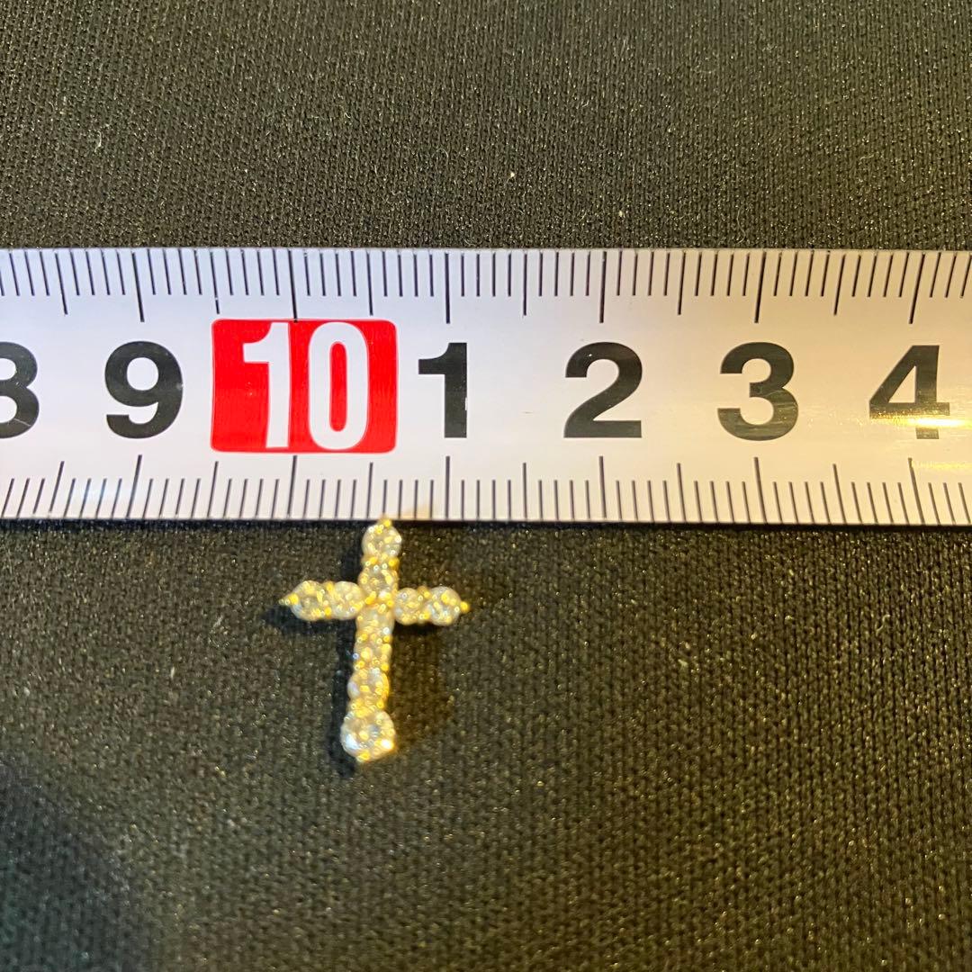 K18 クロスペンダントトップ　ダイヤモンド