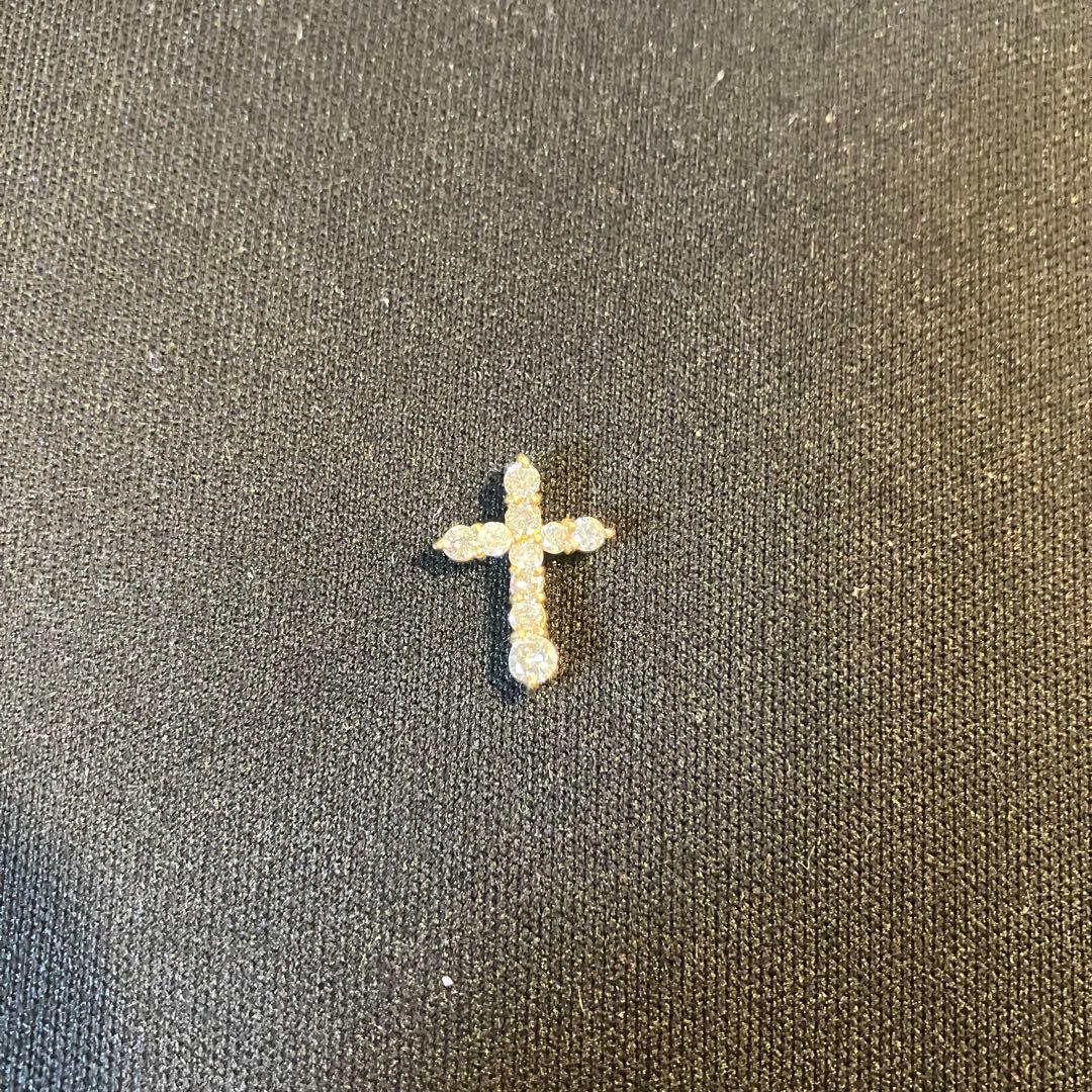 K18 クロスペンダントトップ　ダイヤモンド