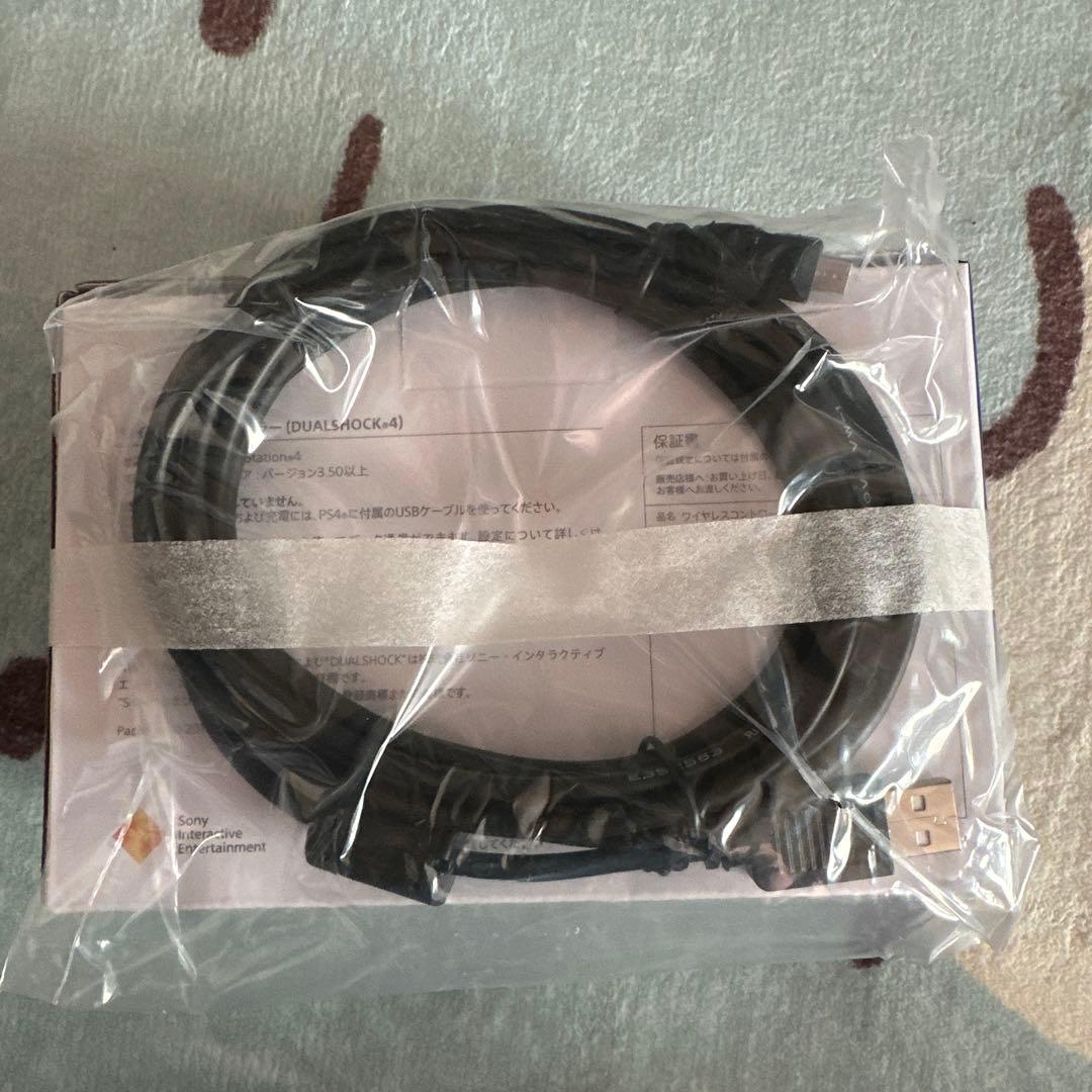 1*6様 プレイステーション4 ゴールド　純正品　ワイヤレスコントローラー