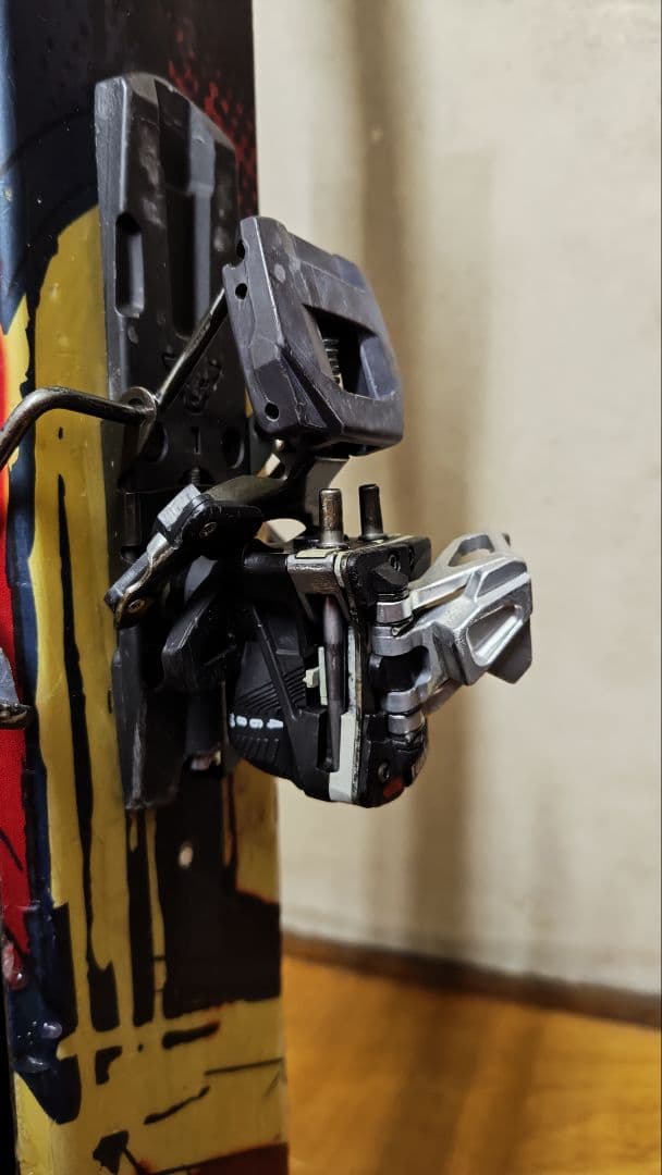 K2 COOMBA山 スキー 黒/赤/黄 ビンディング付き