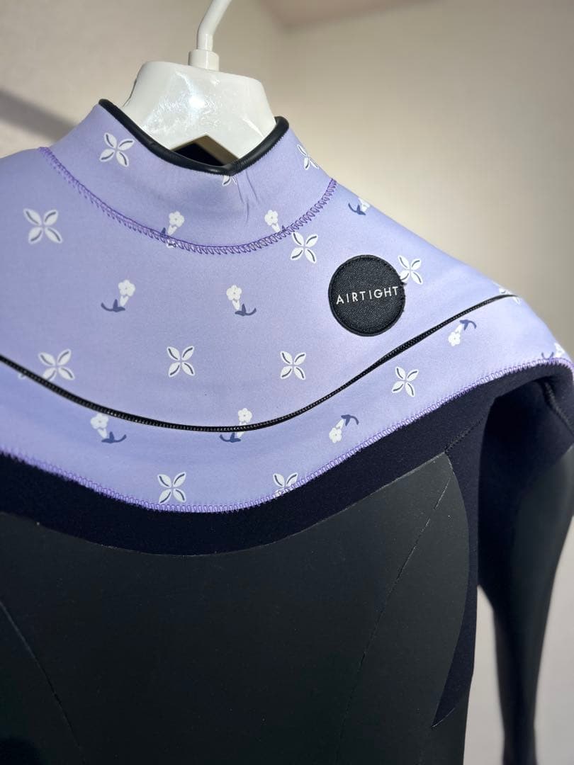 【新品未使用】3mm裏起毛ウェットスーツ⑅レディース