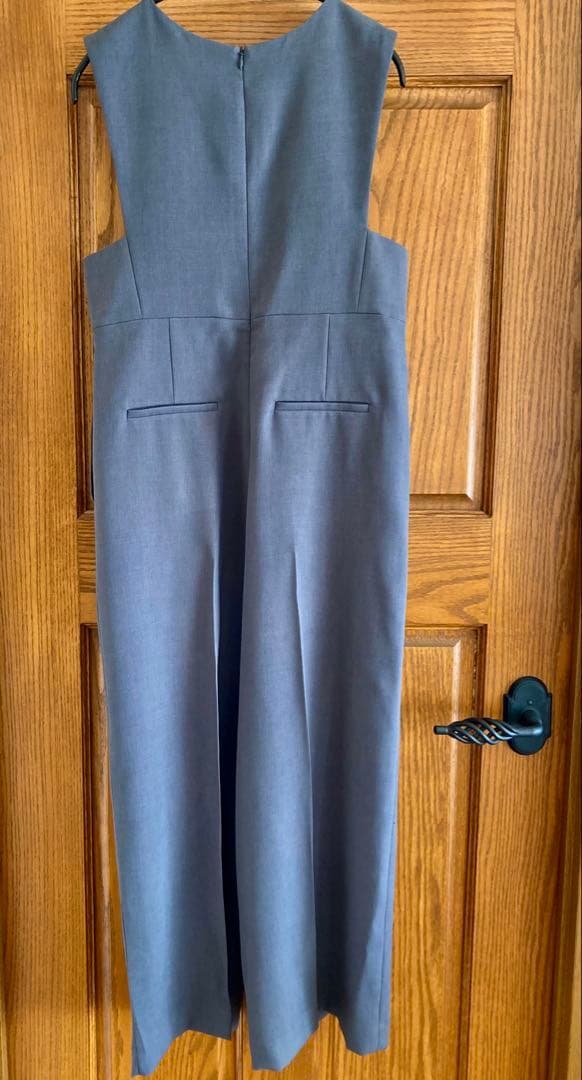 【新品未使用】allureville アルアバイル　Vネックオールインワン　S