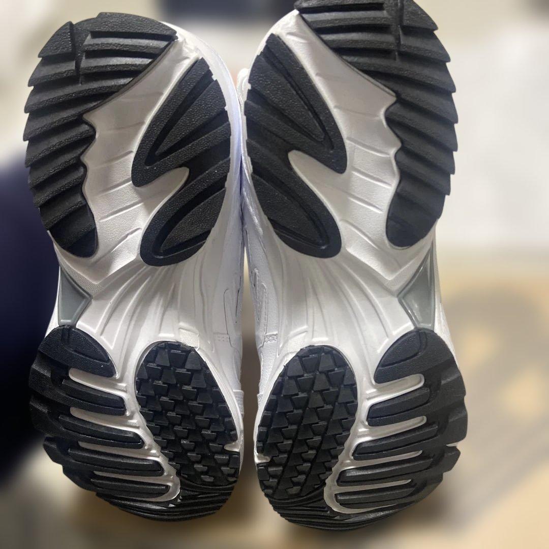 xenax ホワイト トレーニングシューズ