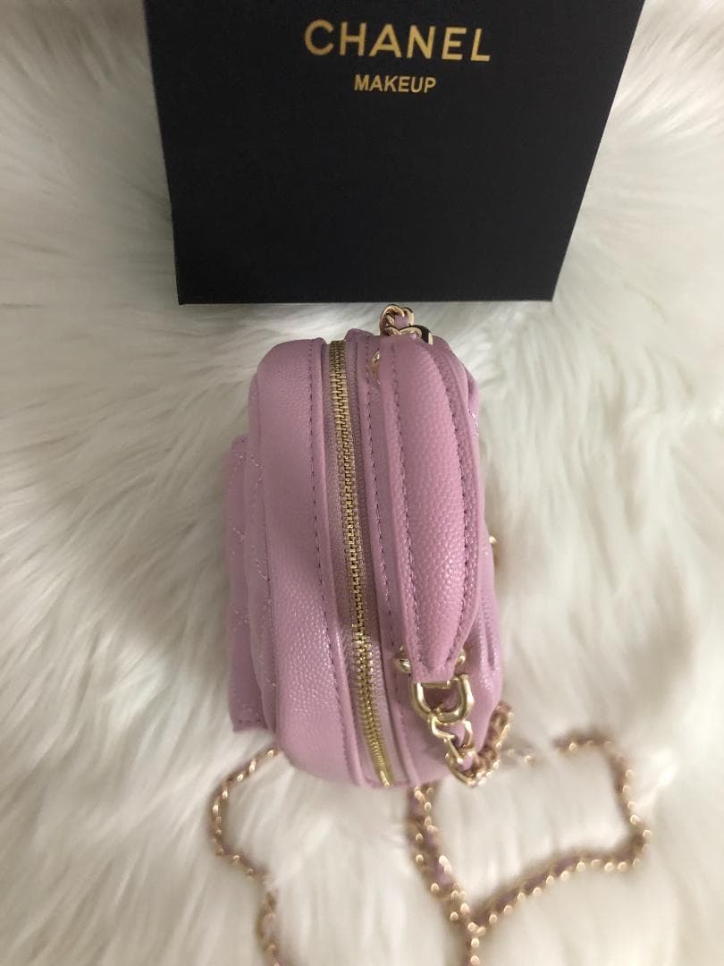 ノベルティー　ピンク　バッグ　ダーブラ　レザー　レディース　綺麗