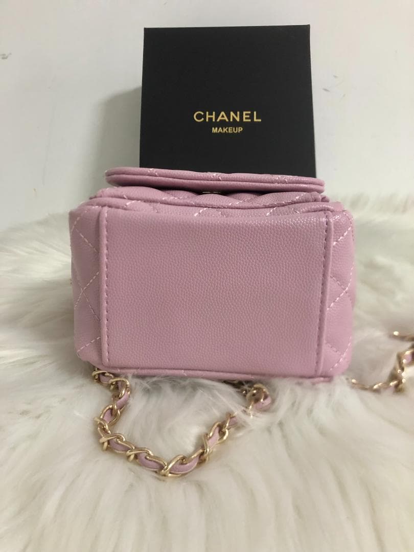 ノベルティー　ピンク　バッグ　ダーブラ　レザー　レディース　綺麗