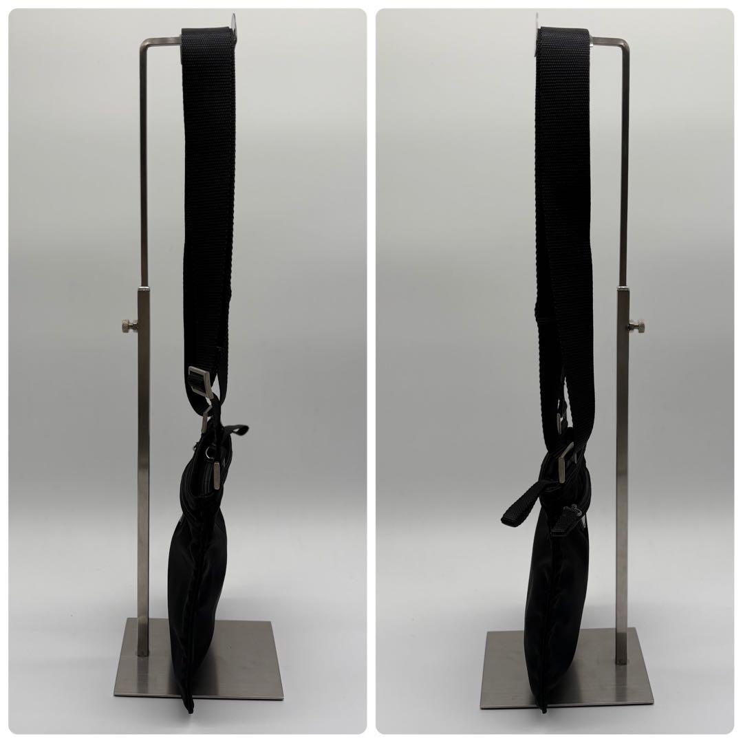 ✨美品✨プラダ ショルダーバッグ ミニ サコッシュ 三角ロゴプレート ナイロン