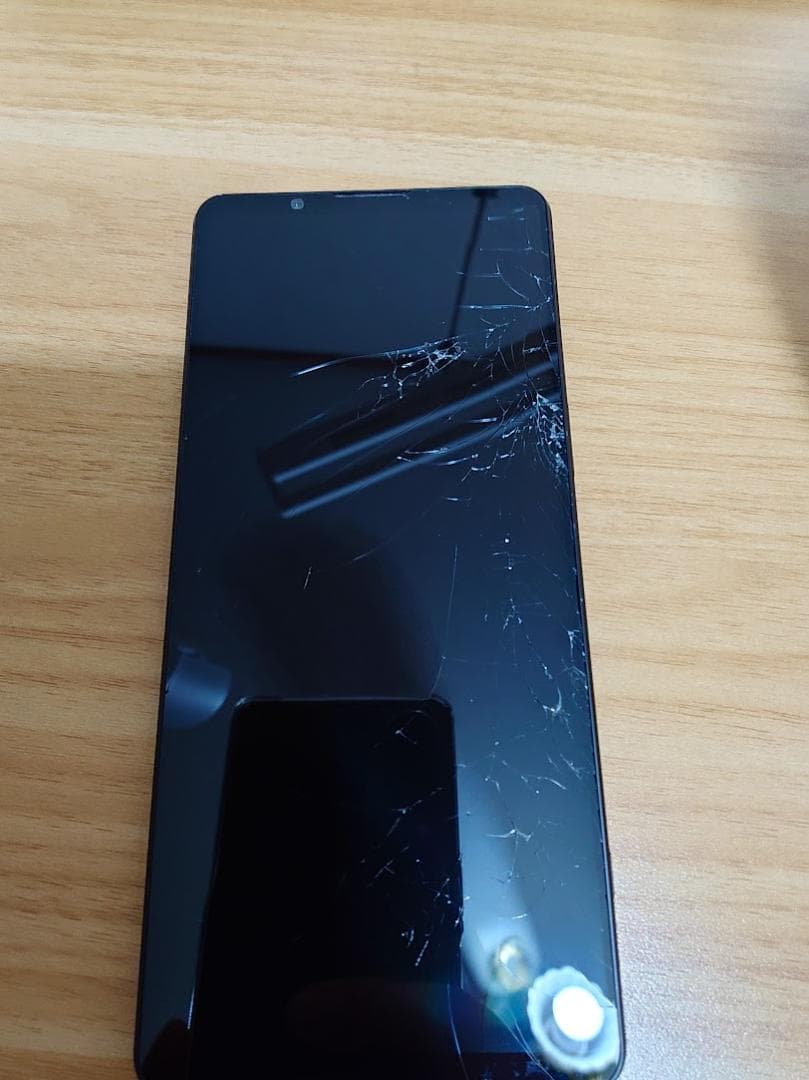 SONY XPERIA 1Ⅵ XQ-EC44 simフリー 本体 画面にひびあり