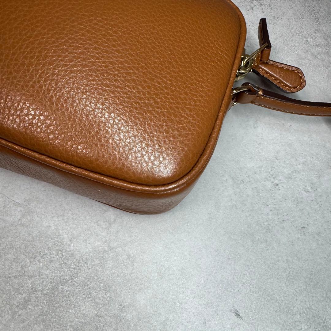 美品 コーチ ショルダーバッグ サコッシュ 斜め掛け クロスボディ