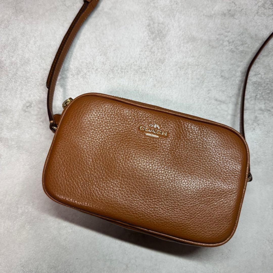 美品 コーチ ショルダーバッグ サコッシュ 斜め掛け クロスボディ