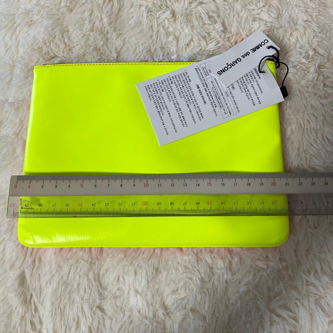 【新品未使用】コムデギャルソン　蛍光色ポーチ　クラッチ
