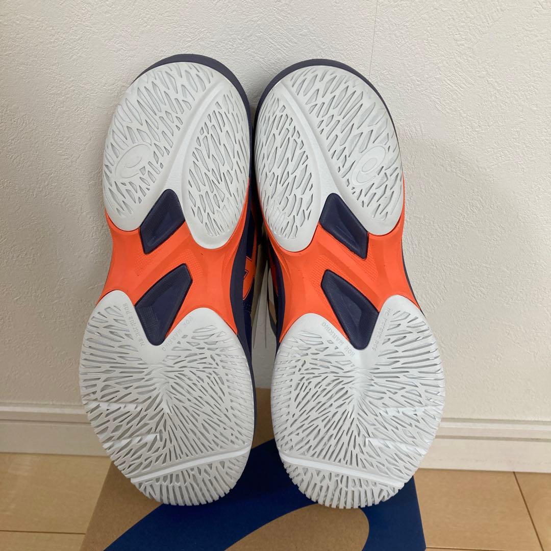 新品　箱あり　アシックス　オールコート用 テニスシューズ 27cm