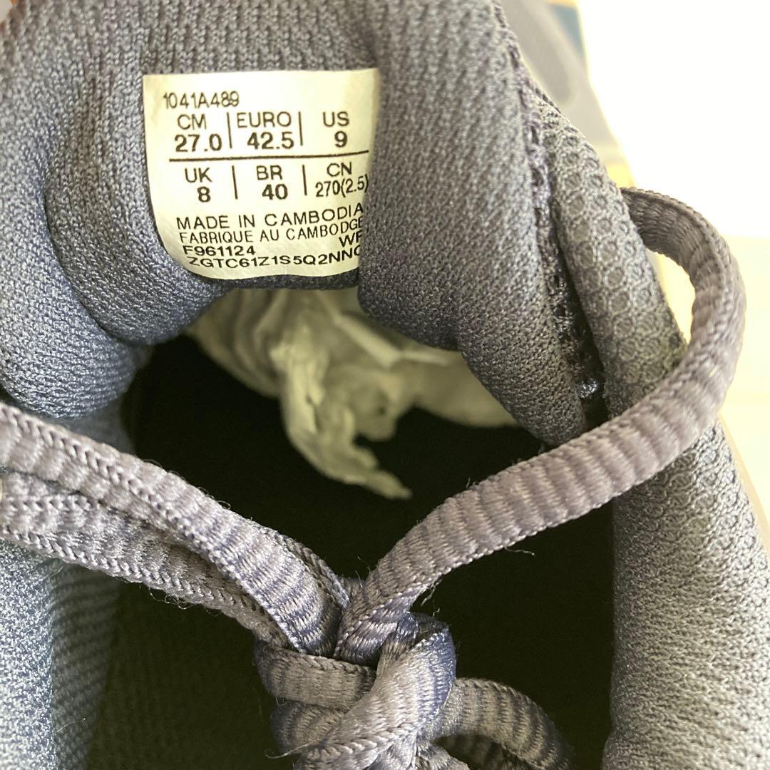 新品　箱あり　アシックス　オールコート用 テニスシューズ 27cm