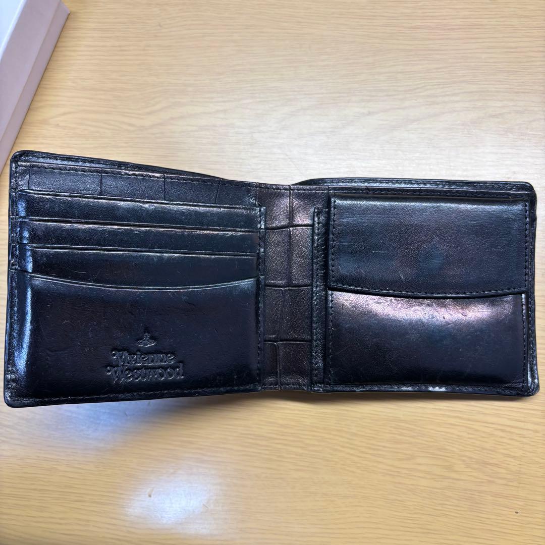 ヴィヴィアンウエストウッド クロコダイル型押し 二つ折り財布
