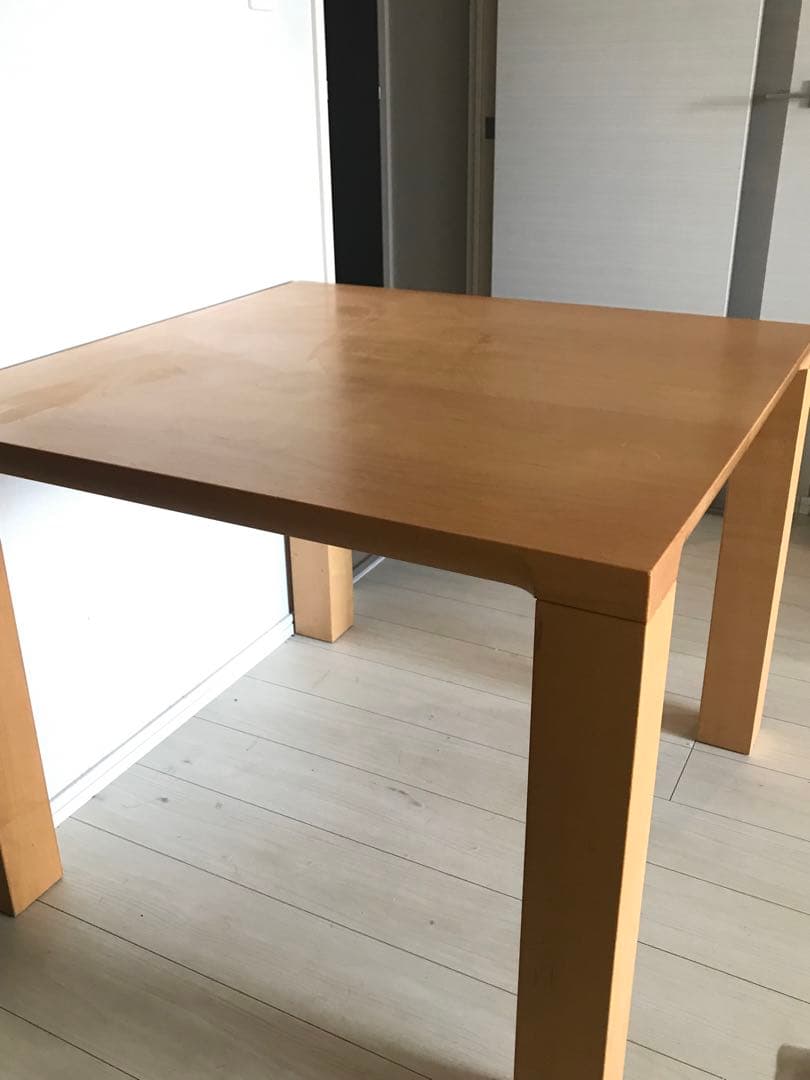家具蔵 テーブル DAN （ダン） 90㎝角 ハードメープル