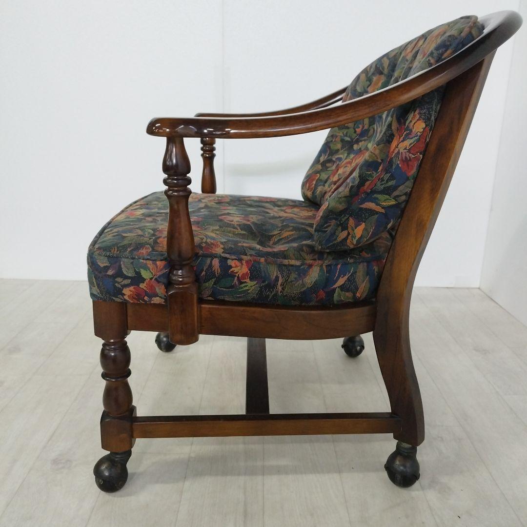 ④【カリモク】コロニアル アームチェアー キャスター付