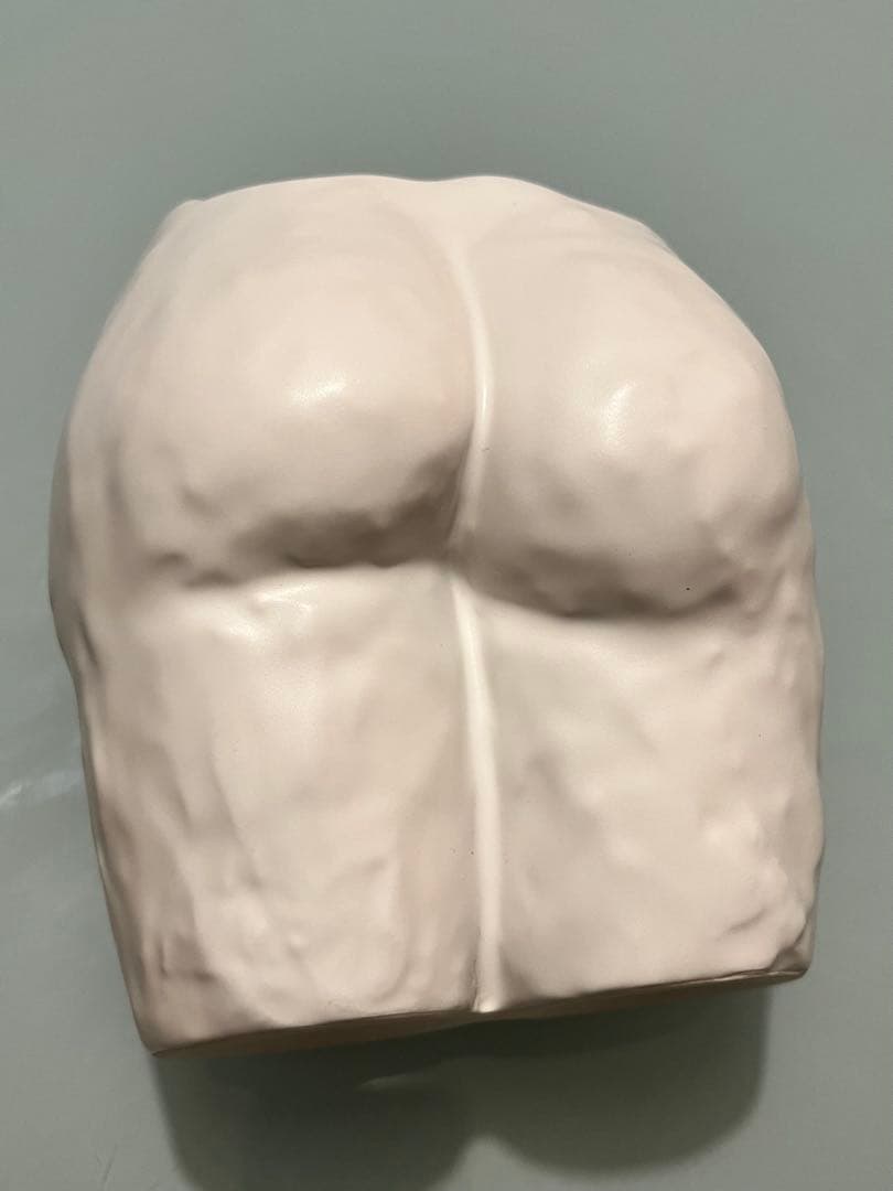 ⭕️ Anissa Kermiche ホワイト陶器 花瓶 小物入れ 女体 正規品