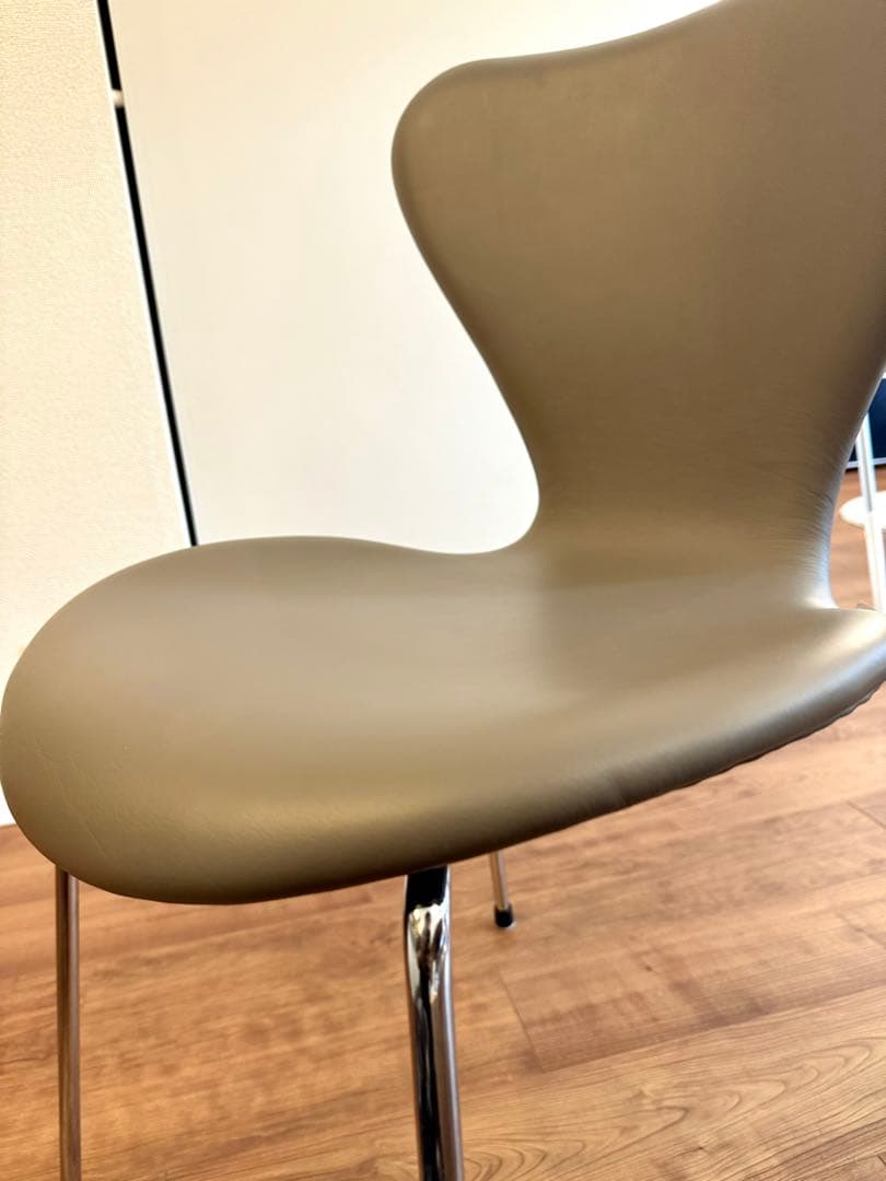 Fritz Hansen セブンチェア フルパディング レザー ラーバ クローム