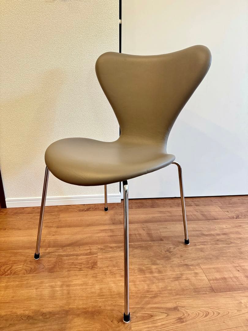 Fritz Hansen セブンチェア フルパディング レザー ラーバ クローム