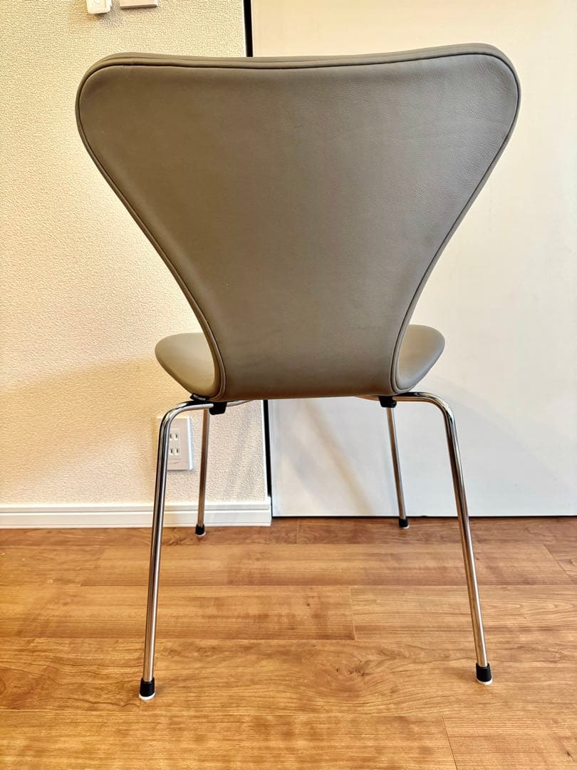 Fritz Hansen セブンチェア フルパディング レザー ラーバ クローム