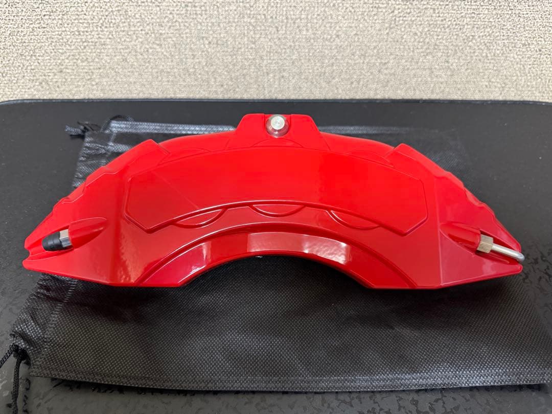 ハリアー80系用　高耐久金属製キャリパーカバーセット　レッド