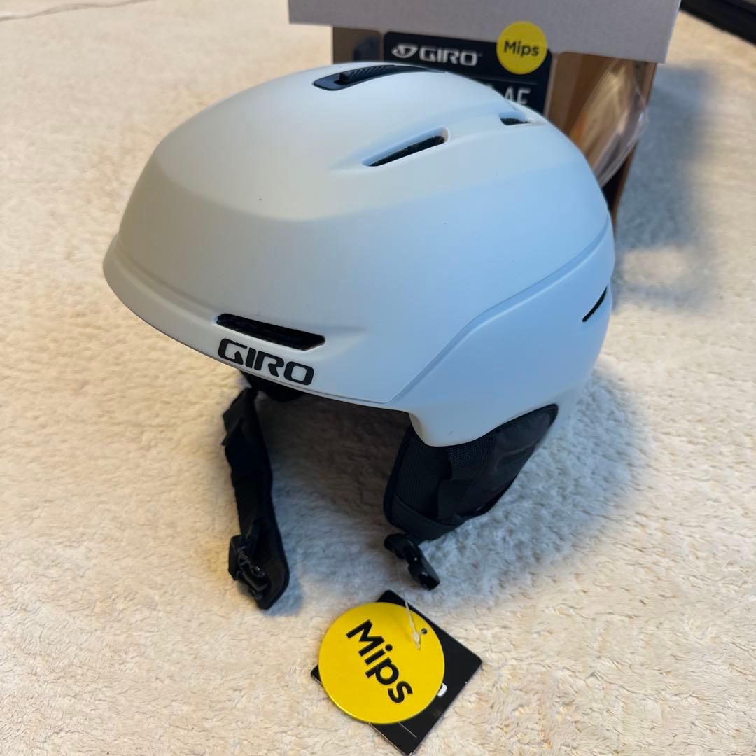 GIRO NEO MIPS AF ヘルメット