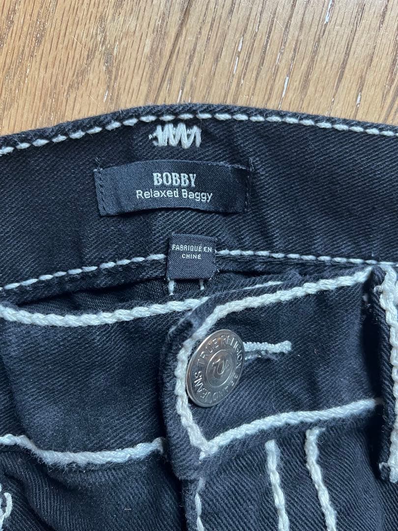 True Religion 黒 ショートパンツ