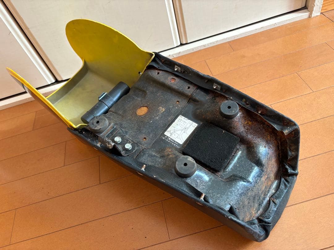 ★ヤマハ GR50 タンク シート 純正品 中古 当時物★