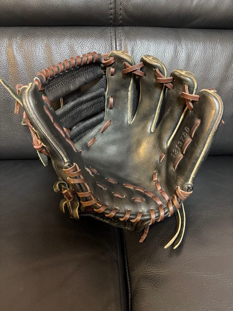 アンダーアーマー 硬式内野手用グラブ