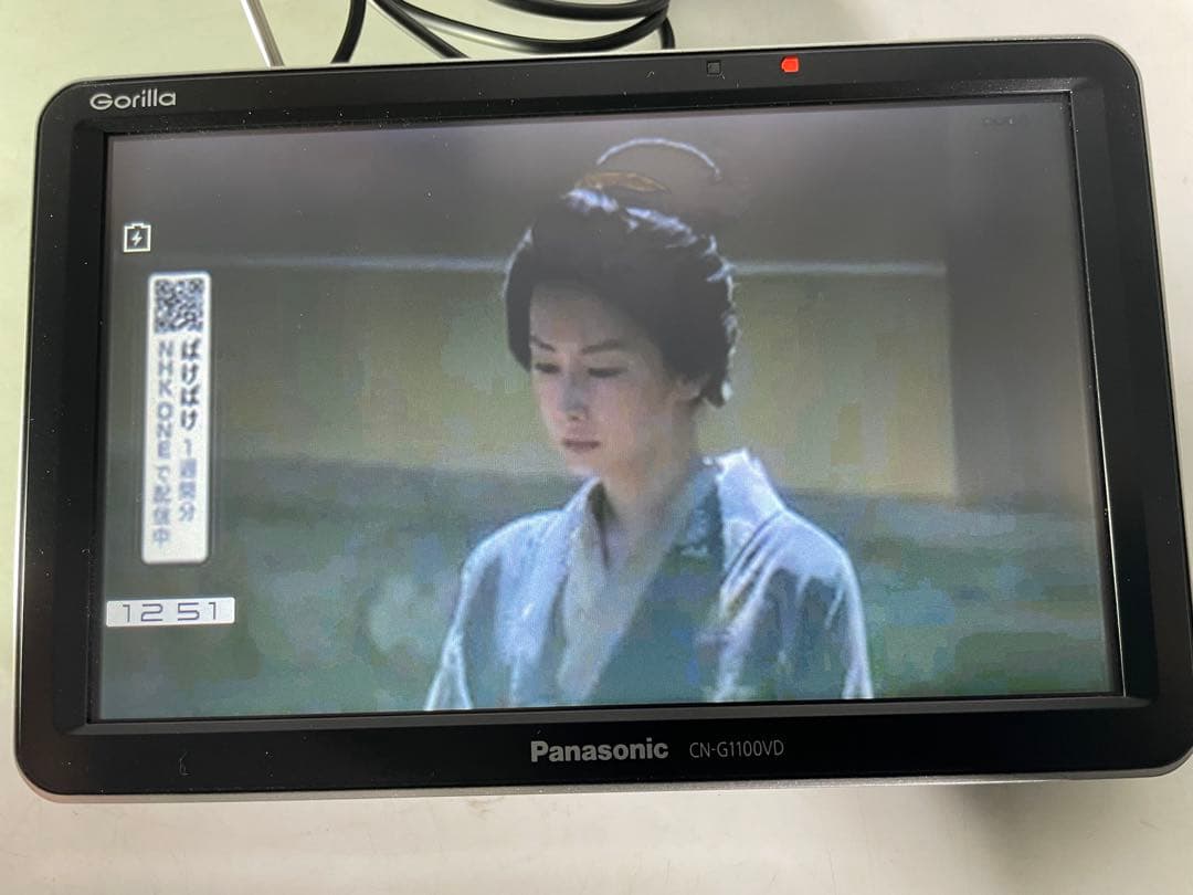 Panasonic CN-G1100VD ポータブルナビ