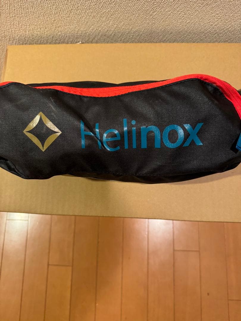 Helinox アウトドアチェア 赤/青　チェアワン