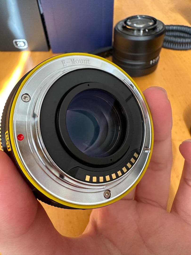 SG image 25mm F1.8 APS-C Eマウント