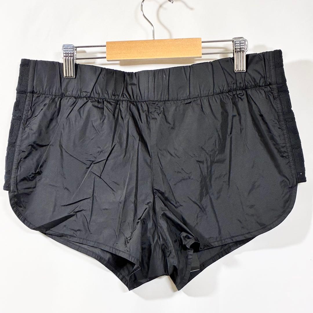 【タグ付き未使用品】VERSACE ヴェルサーチェ ショートパンツ GYM