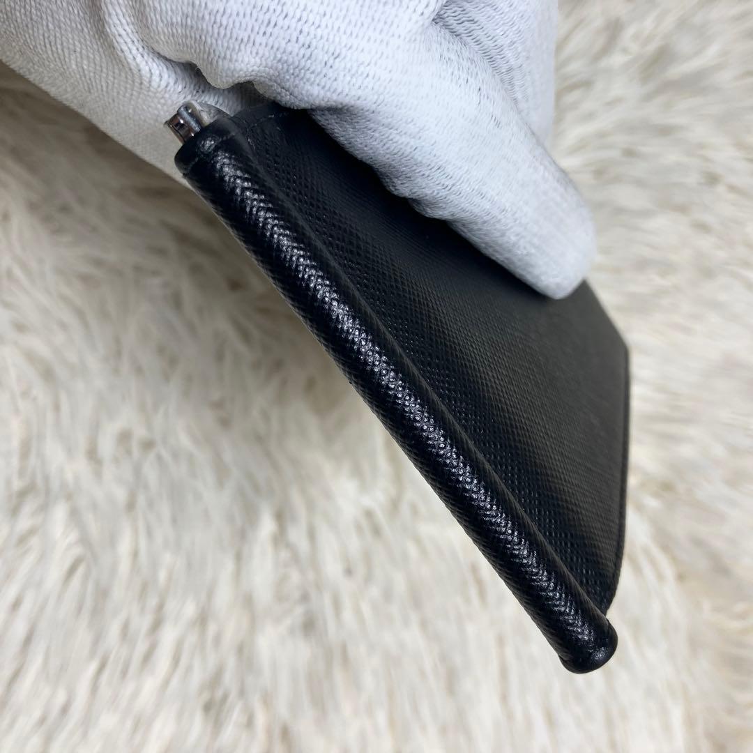 極美品 プラダ サフィアーノ マネークリップ レザーブラック