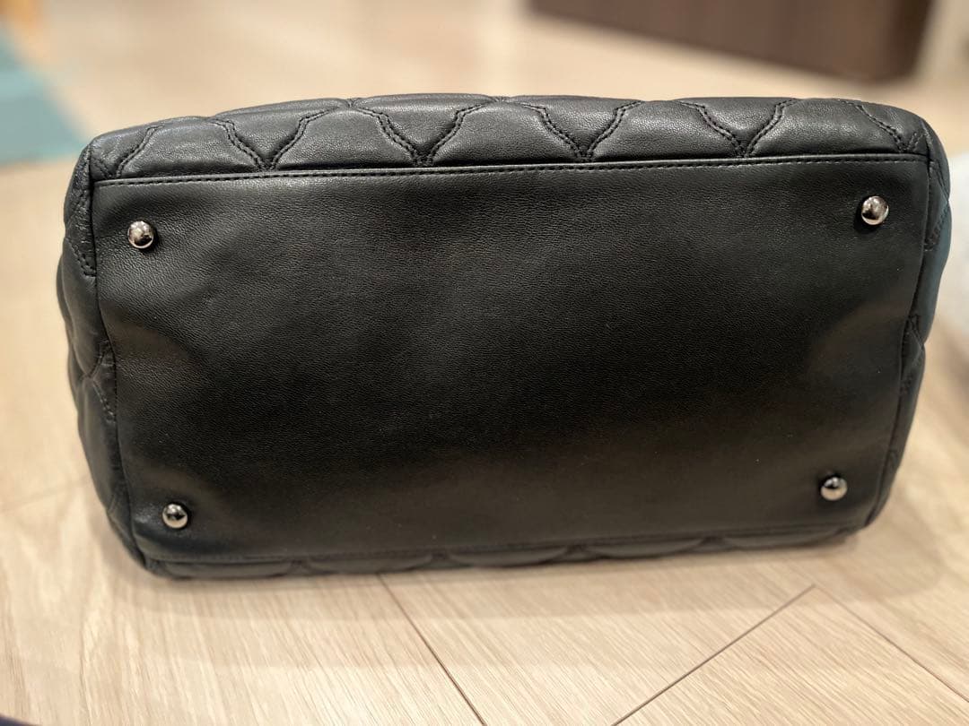 CHANEL シャネル チェーンショルダ シルバー金具 キルティングレザー