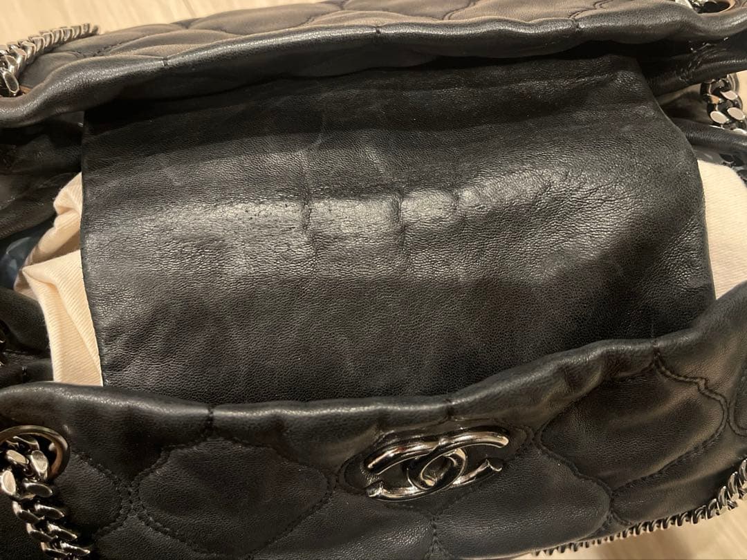 CHANEL シャネル チェーンショルダ シルバー金具 キルティングレザー