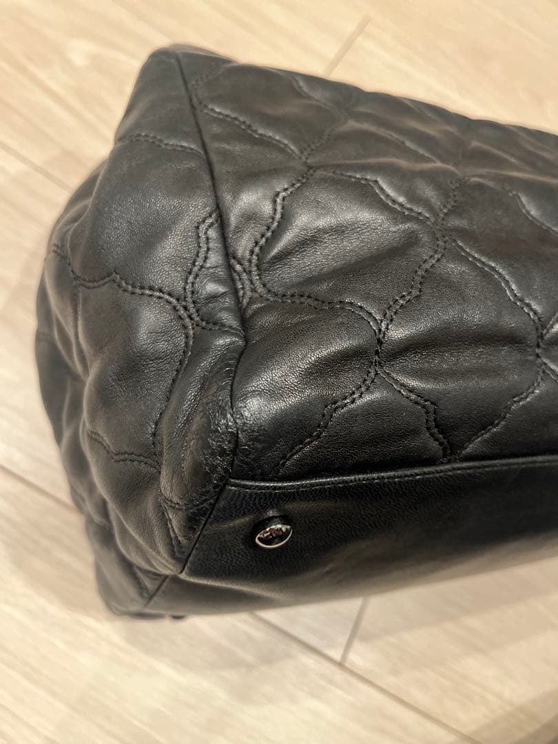 CHANEL シャネル チェーンショルダ シルバー金具 キルティングレザー