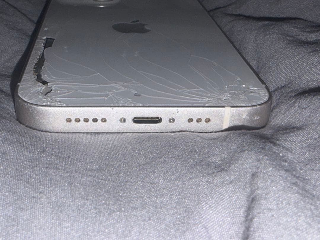 iPhone13 ホワイト 256GB 初期化済み