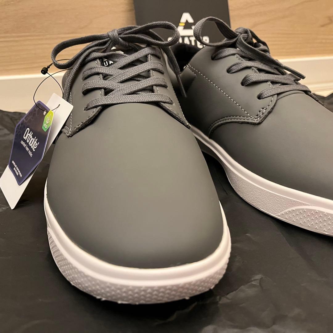 新品★TRAVISMATHEW CUATERゴルフシューズ26.5cm 灰色×白