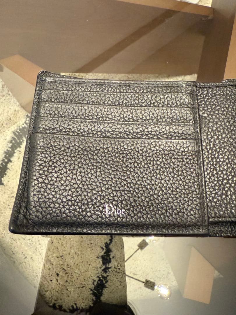 【即購入可】Dior 黒 レザー 二つ折り財布