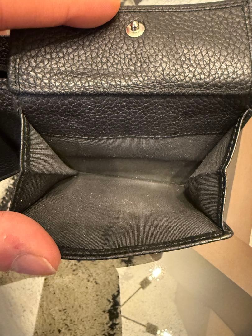 【即購入可】Dior 黒 レザー 二つ折り財布