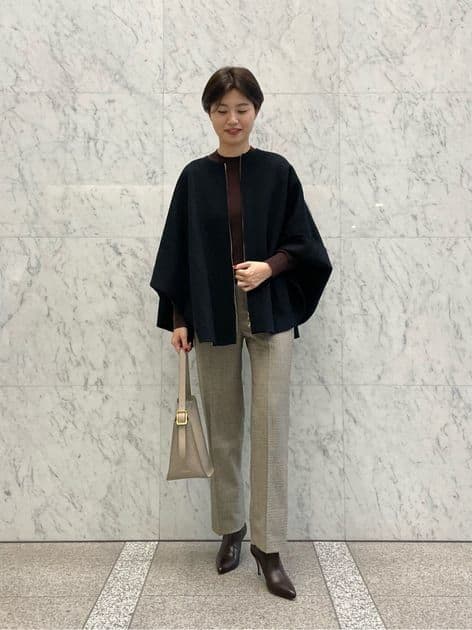 新品 TOMORROWLAND .B ウールダブルフェイスポンチョ ブラック