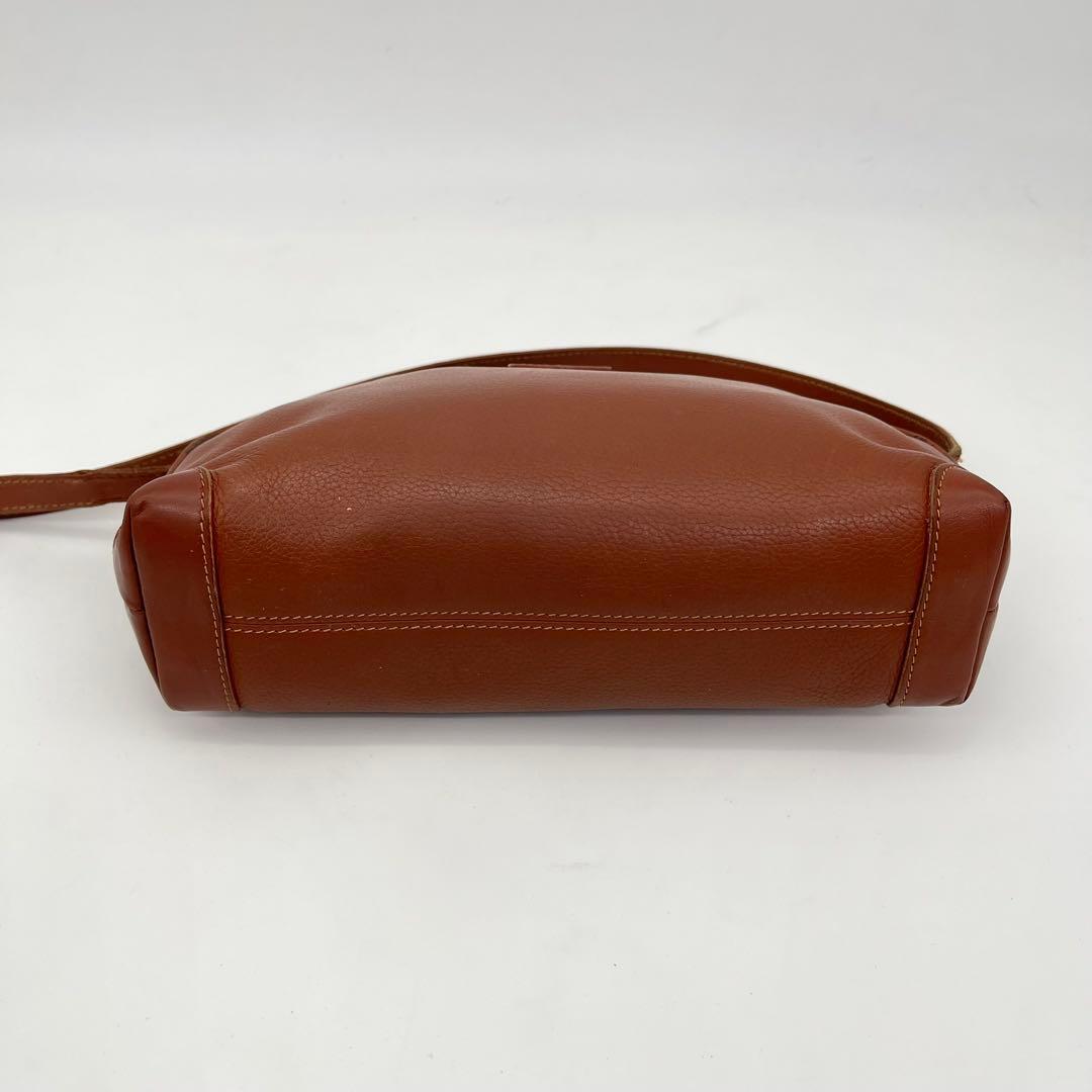 GUCCI ショルダーバッグ ポシェット 斜めがけ インターロッキング レザー