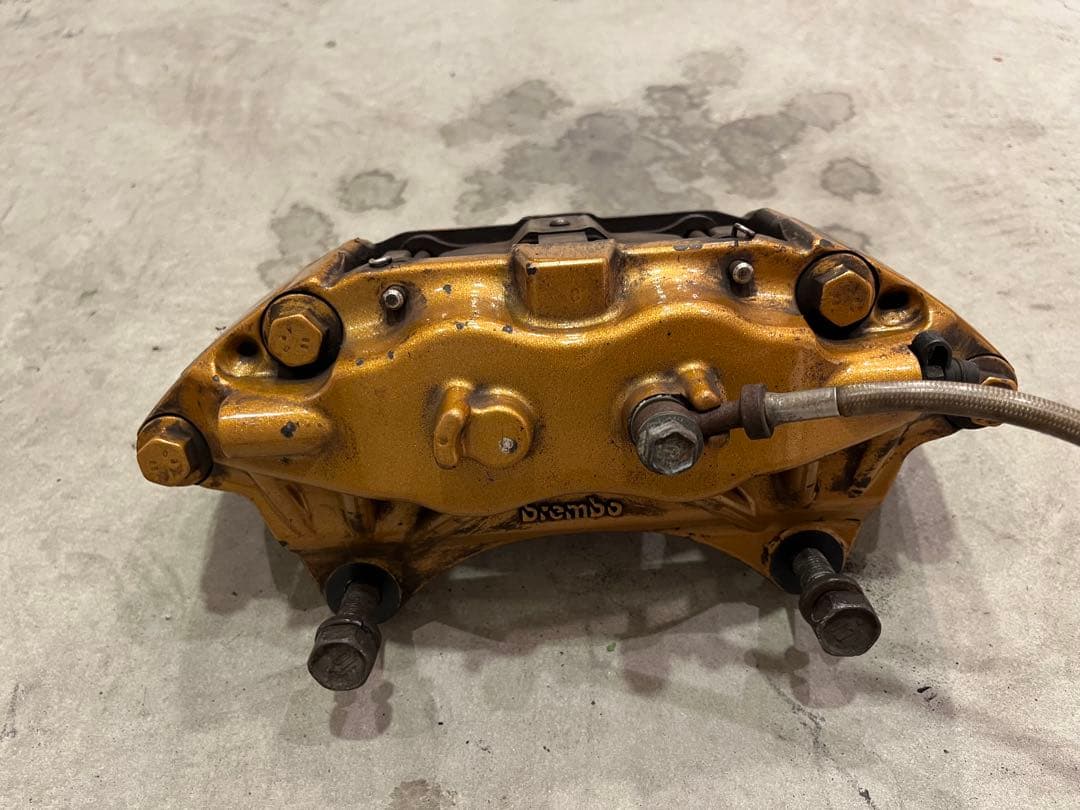 インプレッサ STI GDB ブレンボ ブレーキキャリパー フロント左右セット