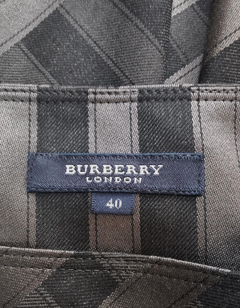 バーバリーロンドン ウール シルク混 チェック プリーツスカート 40 黒系